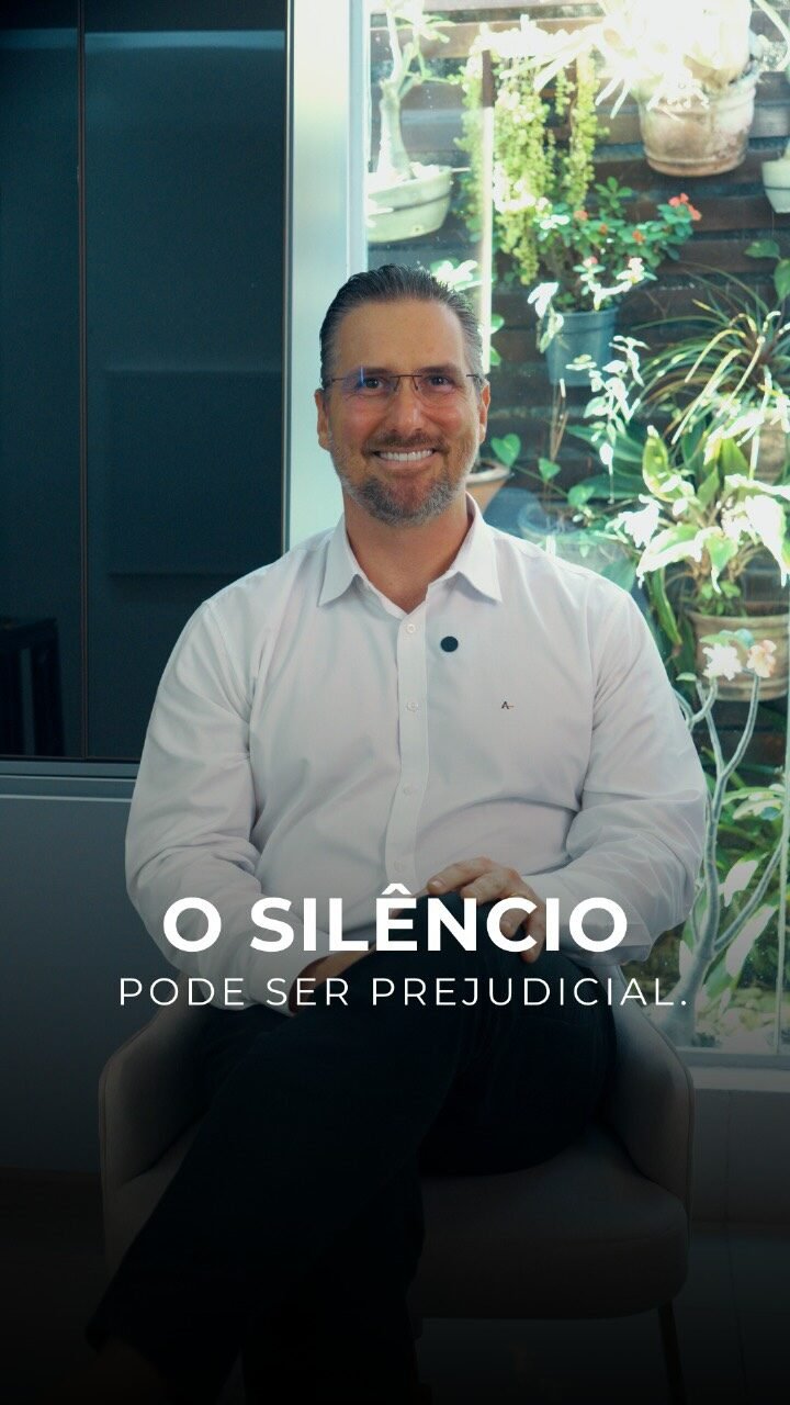 Instagram post from orthogrouportognatica. This post is in position 8.